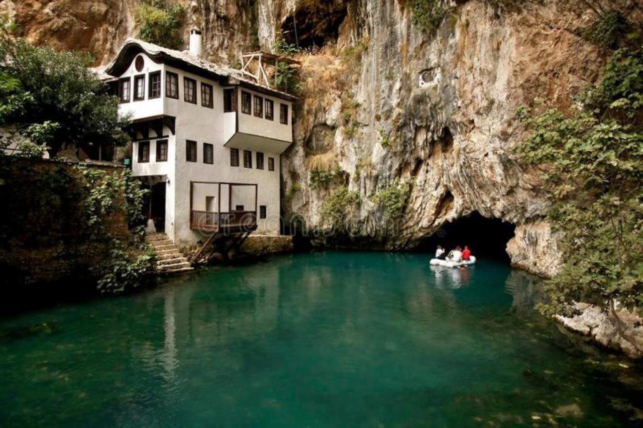 Guest House Blagaj Exteriör bild